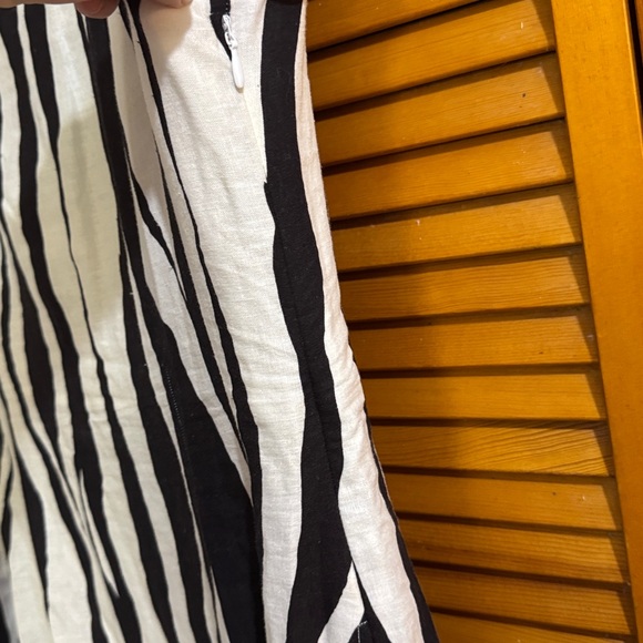 Rachel Zoe Monochrome Striped Dress - Picture 5 of 11